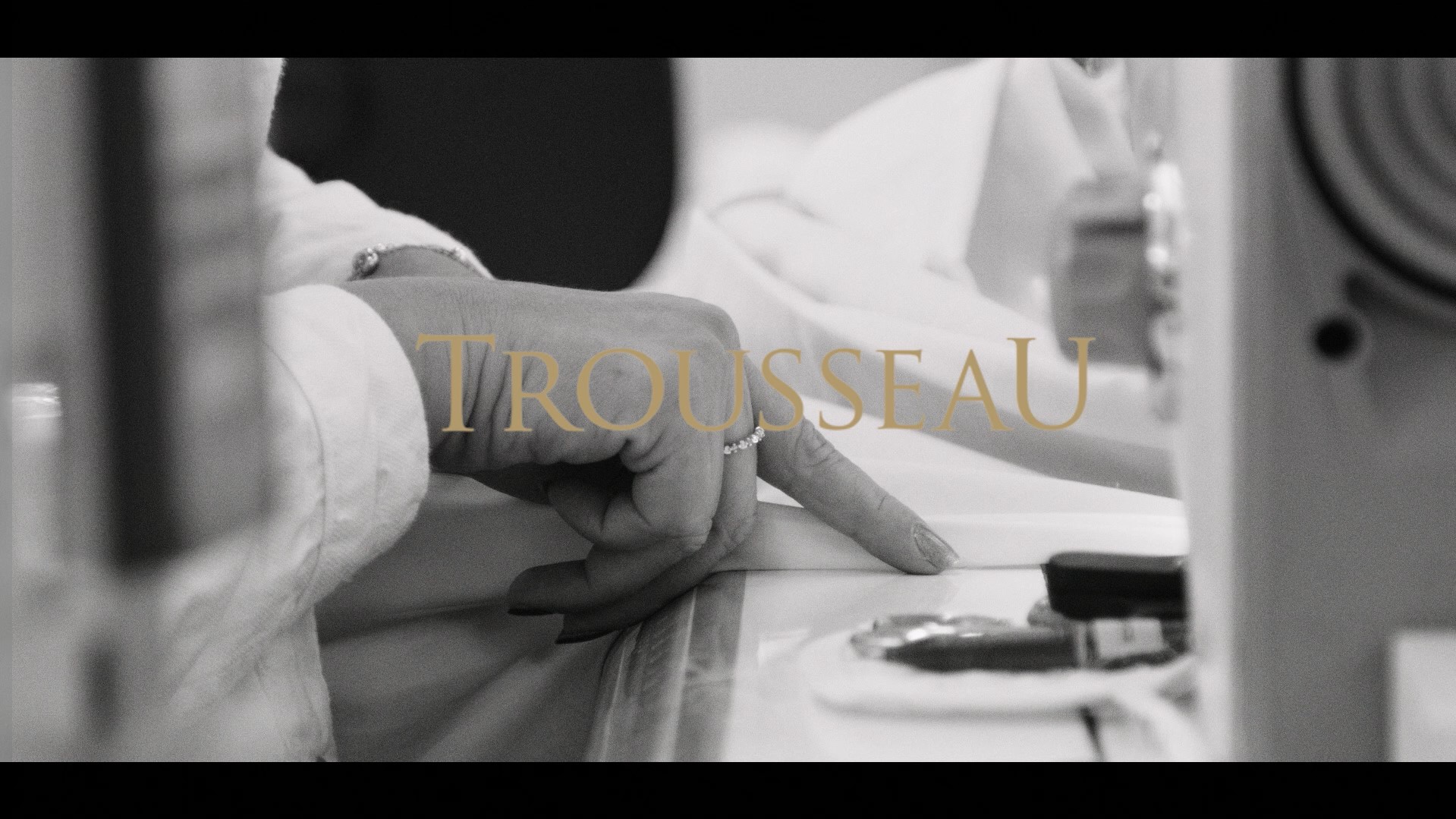 Discover the essence of Trousseau through a journey of craftsmanship, comfort and timeless design. From fabric creation to the final details, explore the artistry behind our home, bedding, bath and lifestyle collections.